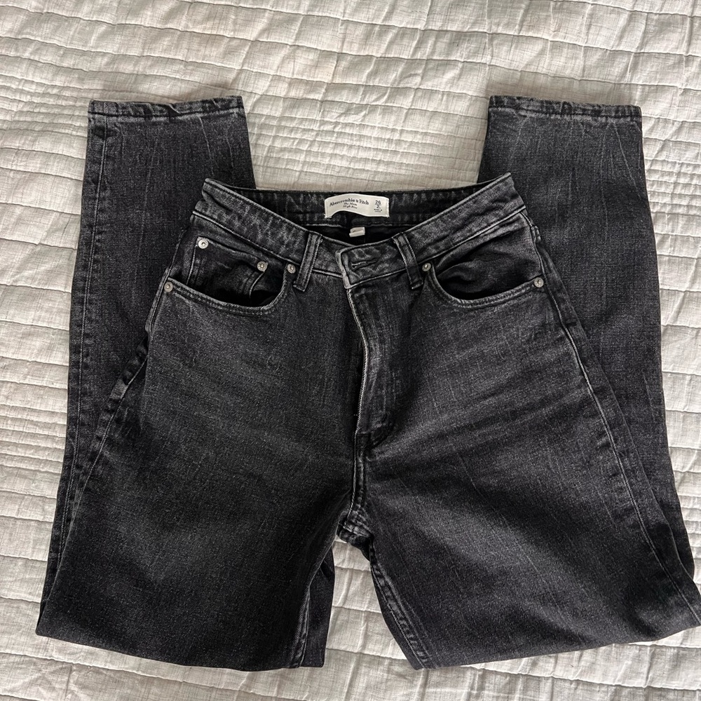 Abercrombie Mom Jeans curve love
